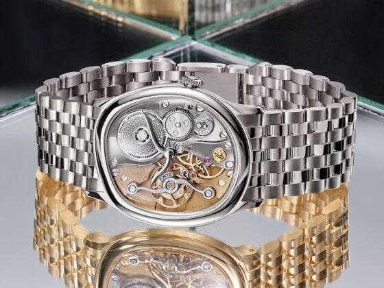 Close-up of the Berneron Mirage Miroir mirrored movement architecture.